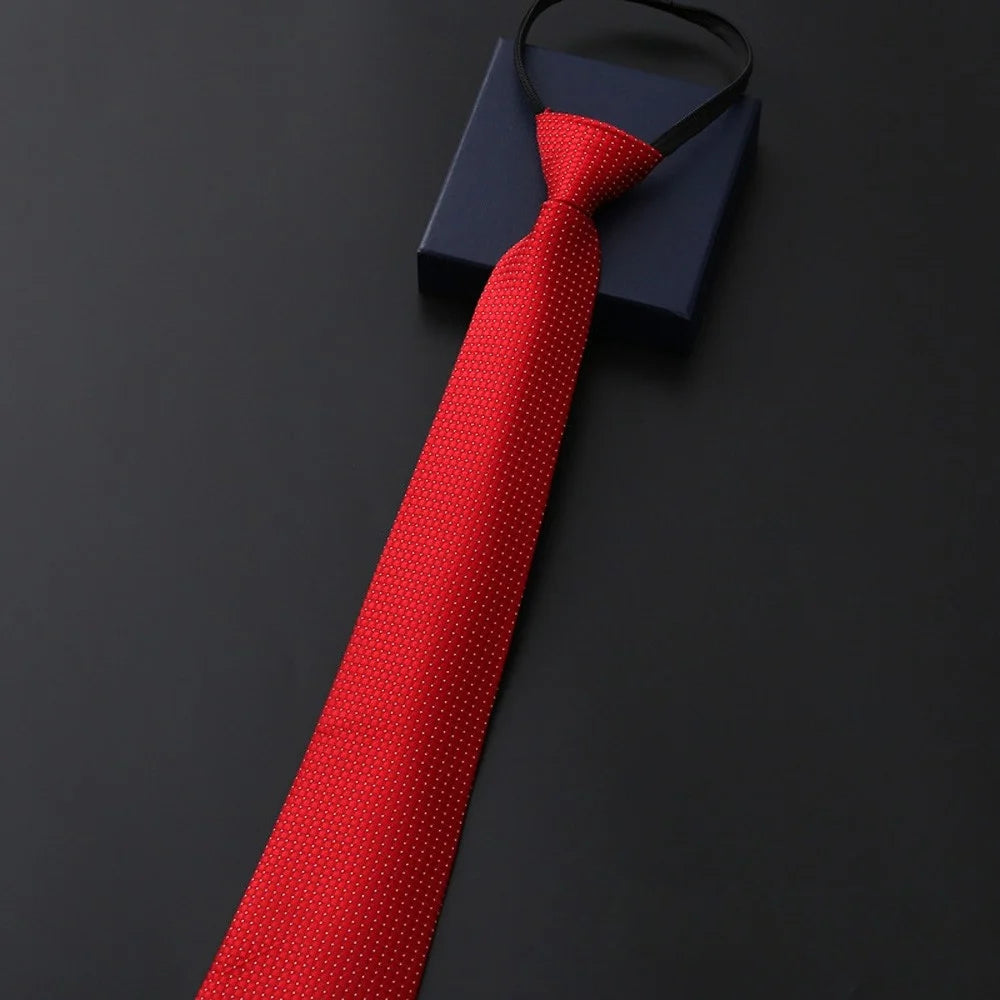 Cravate Rouge à Micro-Motifs